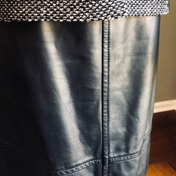 EUC St. John/Fusion jacket/skirt combo. - Picture 10 of 12